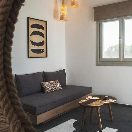 Nautilus Serifos Aparthotel Livadakia