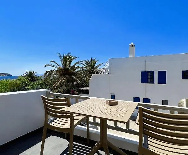 Nautilus Serifos 4* Λιβαδάκια