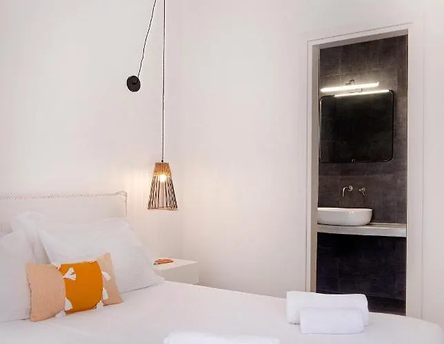 Nautilus Serifos 4* Λιβαδάκια