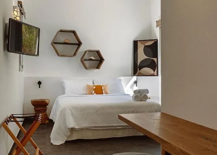 Nautilus Serifos 4* Λιβαδάκια