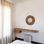 Nautilus Serifos 4*