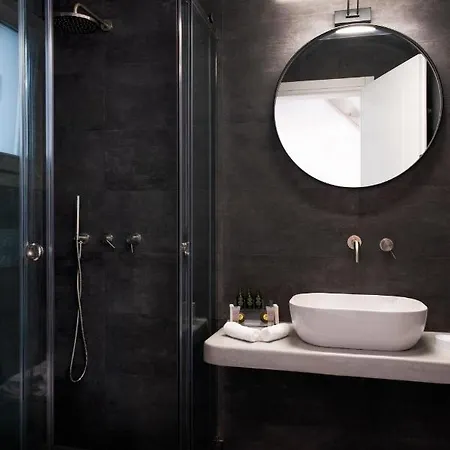 Nautilus Serifos Λιβαδάκια