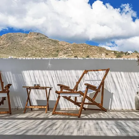 Nautilus Serifos Λιβαδάκια